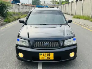 Photo - Subaru Forester 2004 Black