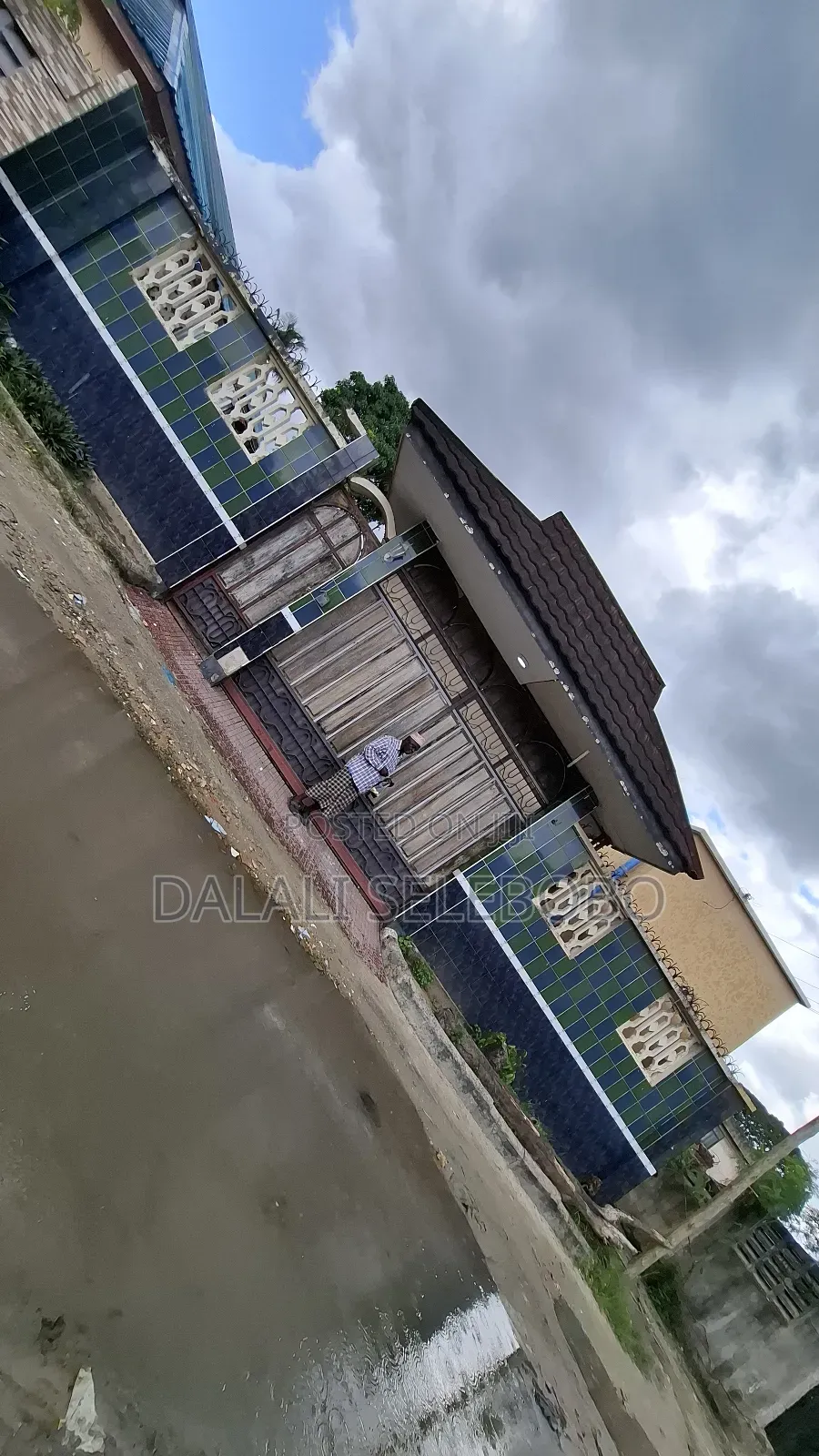 Furnished 5bdrm Bungalow in Sinza Low School for sale