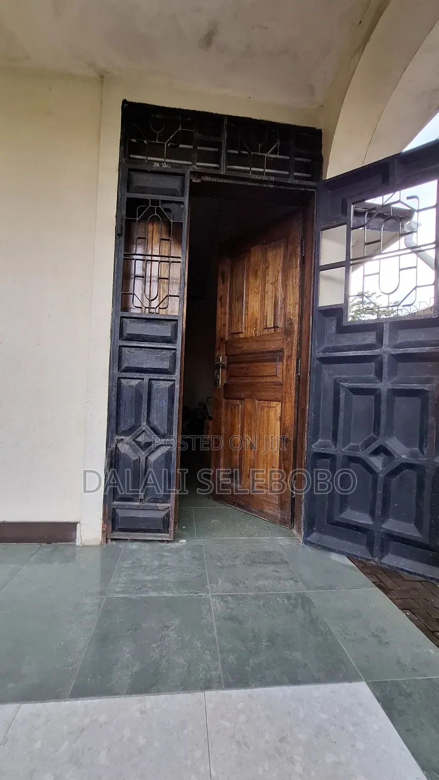 Furnished 5bdrm Bungalow in Sinza Low School for sale