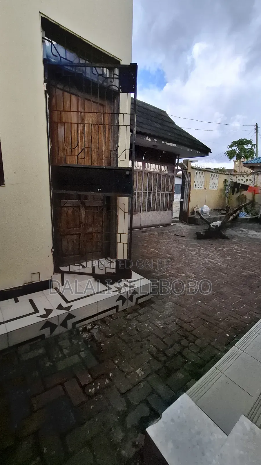 Furnished 5bdrm Bungalow in Sinza Low School for sale