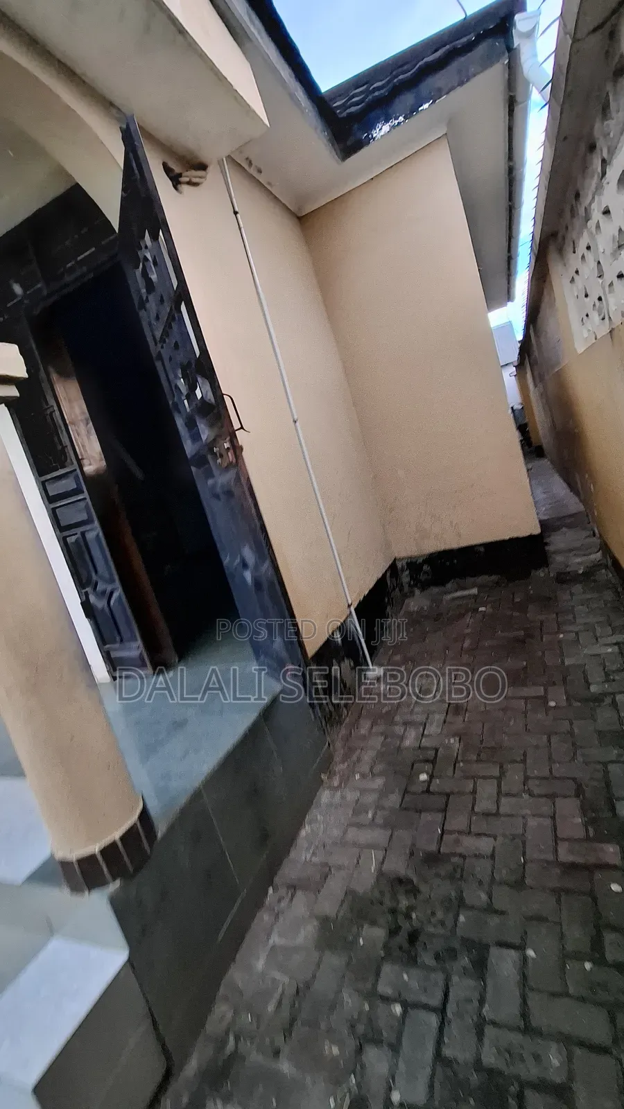 Furnished 5bdrm Bungalow in Sinza Low School for sale
