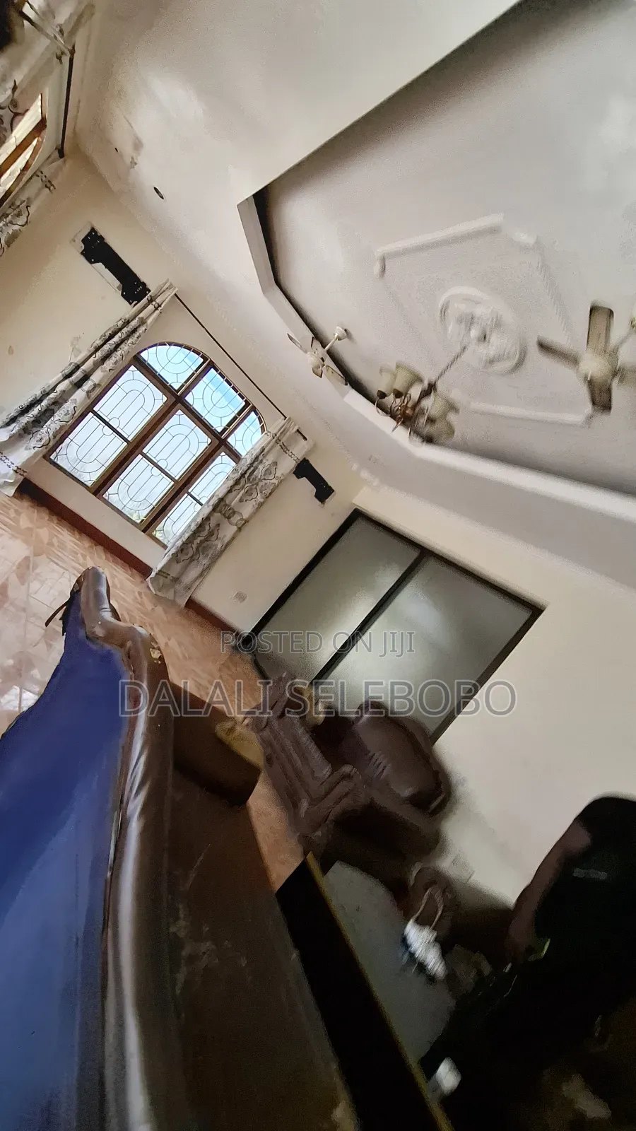 6bdrm Bungalow in Kijitonyama for sale