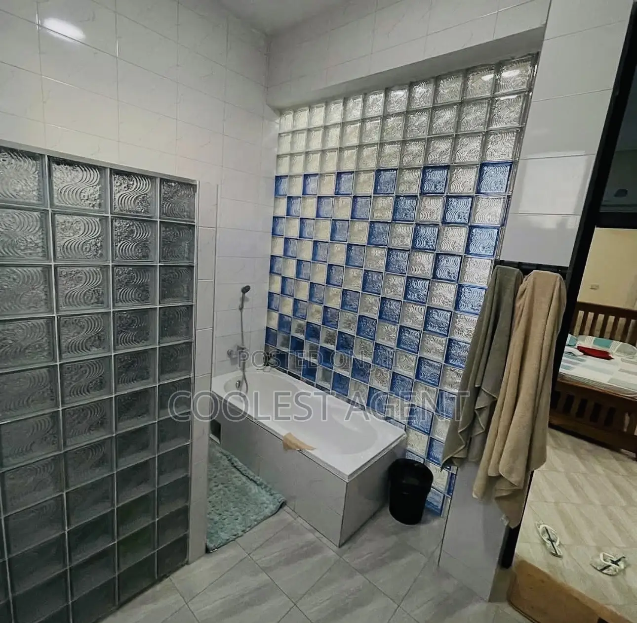 4bdrm Maisonette in Makumbusho, Kinondoni for sale