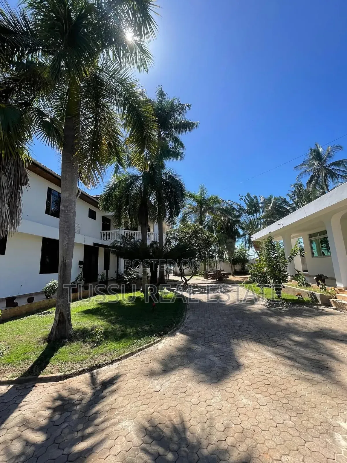 Mini Flat in Mbezibeach Kwa Zena for sale