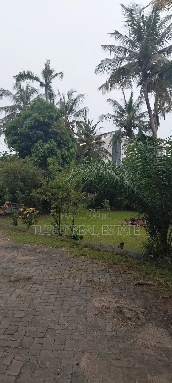 4bdrm House in Mbezibeach Oasis for sale