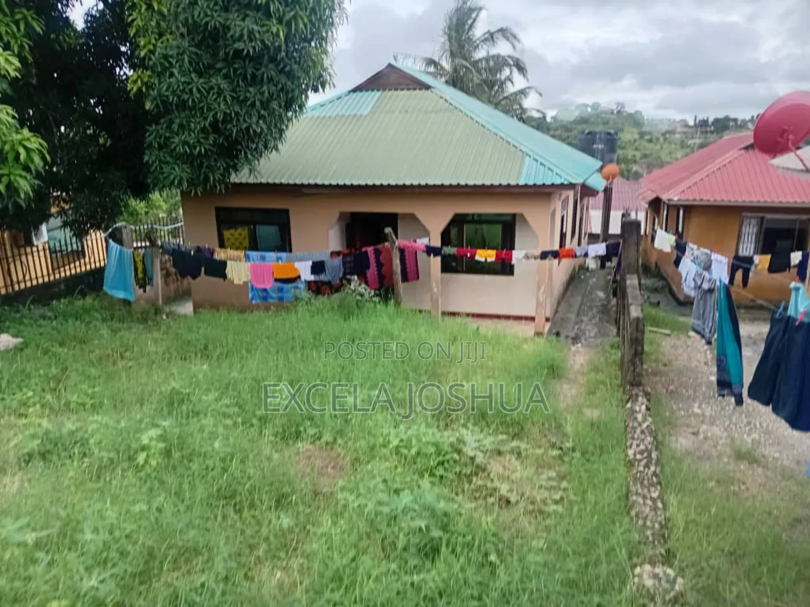 6bdrm Apartment in Excela Joshua, Mbezi for sale