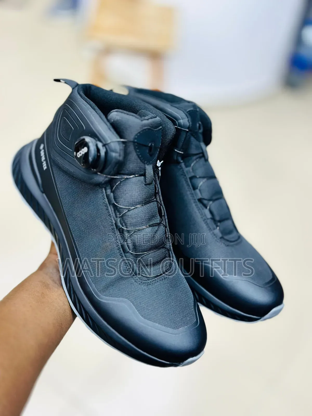 Viatu Vya Kisasa Mno Na Dominantly Pure Leather