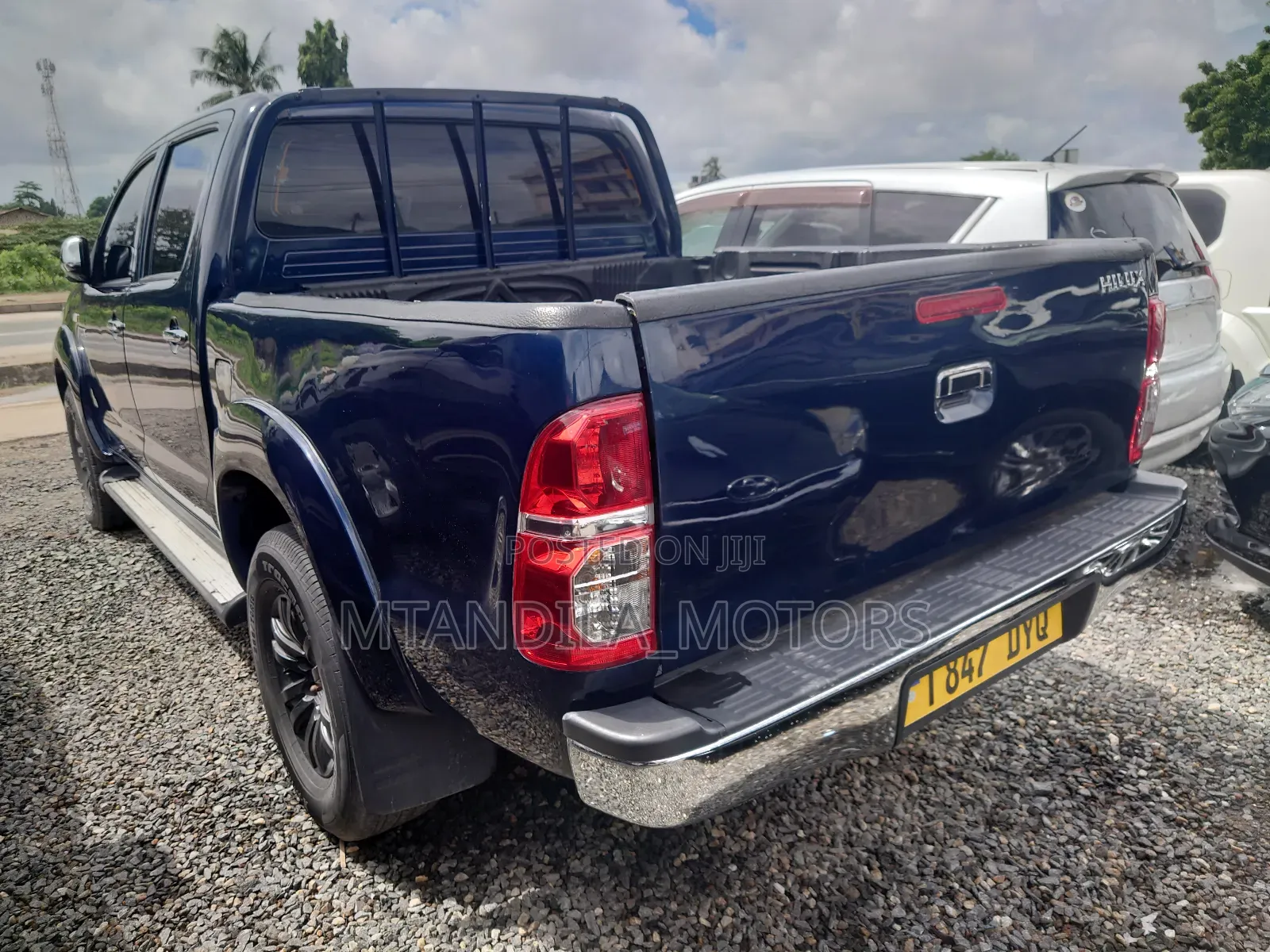 Toyota Hilux SR HI-Rider 2017 Blue