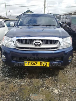 Toyota Hilux SR HI-Rider 2017 Blue