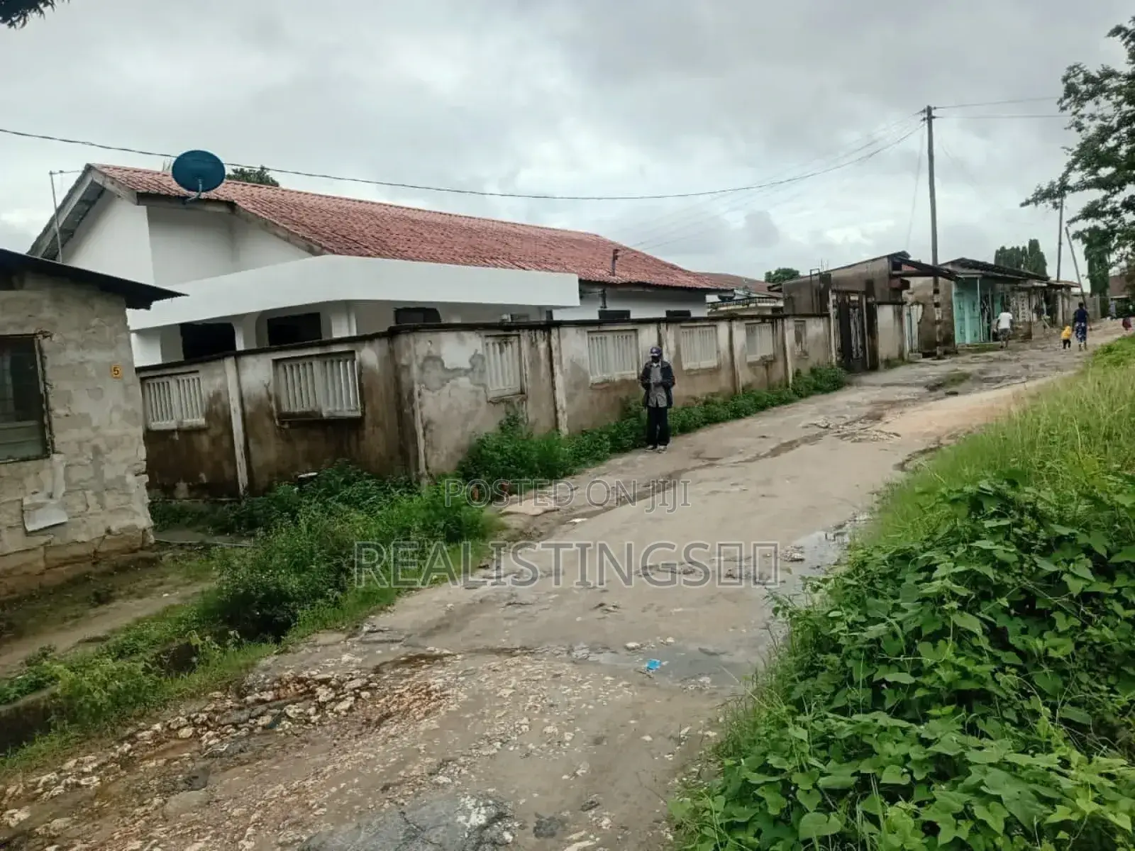 5bdrm House in Kasri Homes, Mbezi for sale