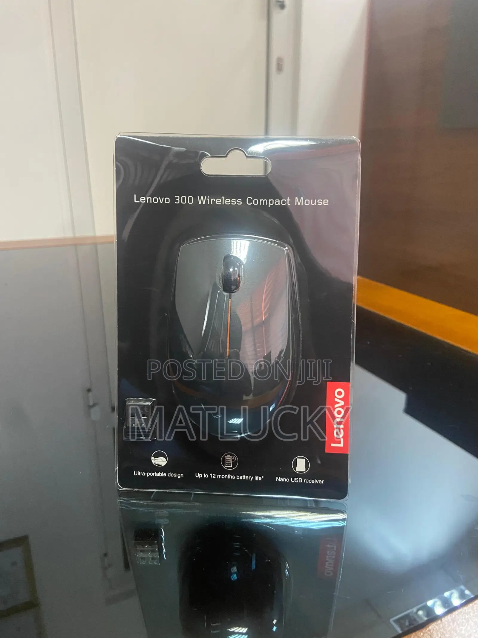 Lenovo 300 Compact Wireless Mouse
