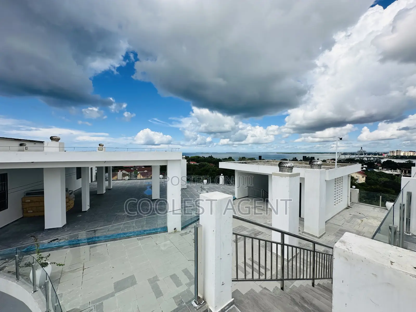 Furnished 3bdrm Duplex in Coolest Estate, Oyster Bay for rent