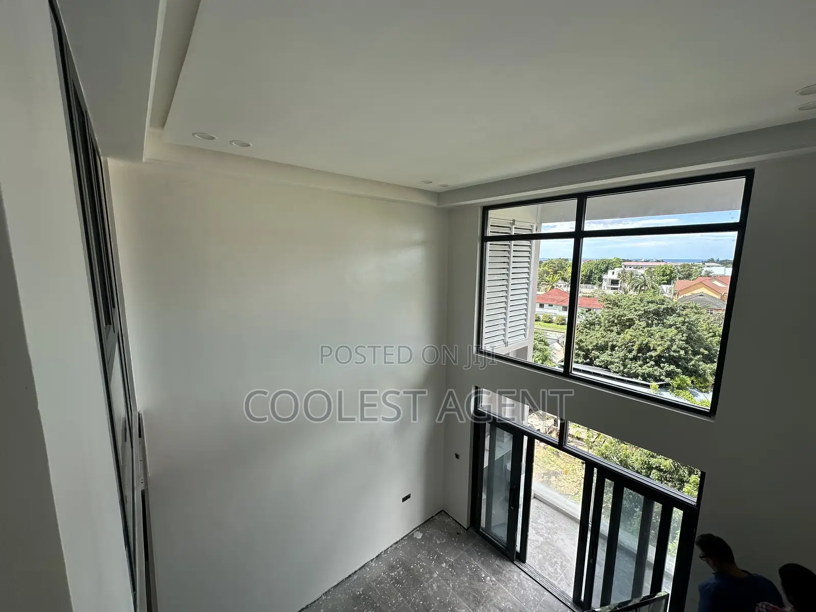 Furnished 3bdrm Duplex in Coolest Estate, Oyster Bay for rent