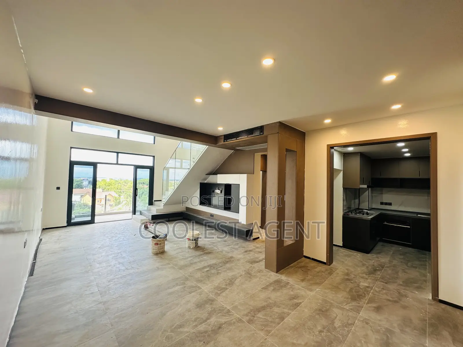 Furnished 3bdrm Duplex in Coolest Estate, Oyster Bay for rent