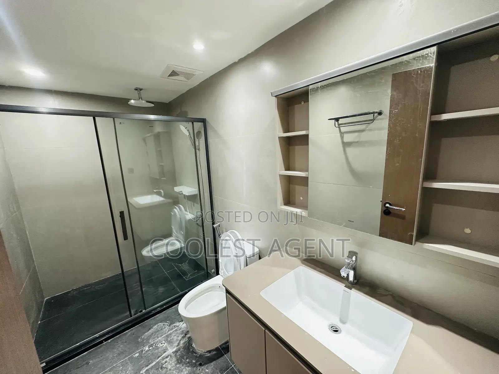 Furnished 3bdrm Duplex in Coolest Estate, Oyster Bay for rent