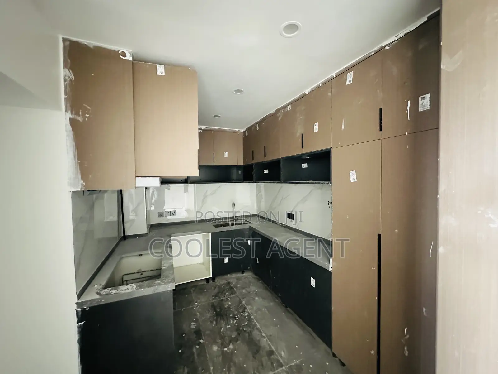 Furnished 3bdrm Apartment in Coolest Estate, Oyster Bay for rent