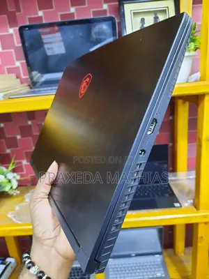 Laptop MSI GF65 Thin 10UE 16GB Intel Core I7 SSD 512GB