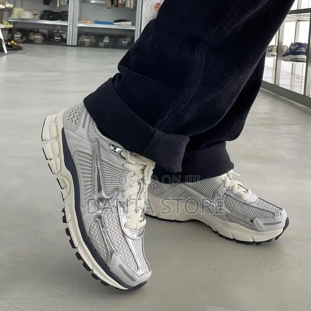 Nike Zoom Vomero 5