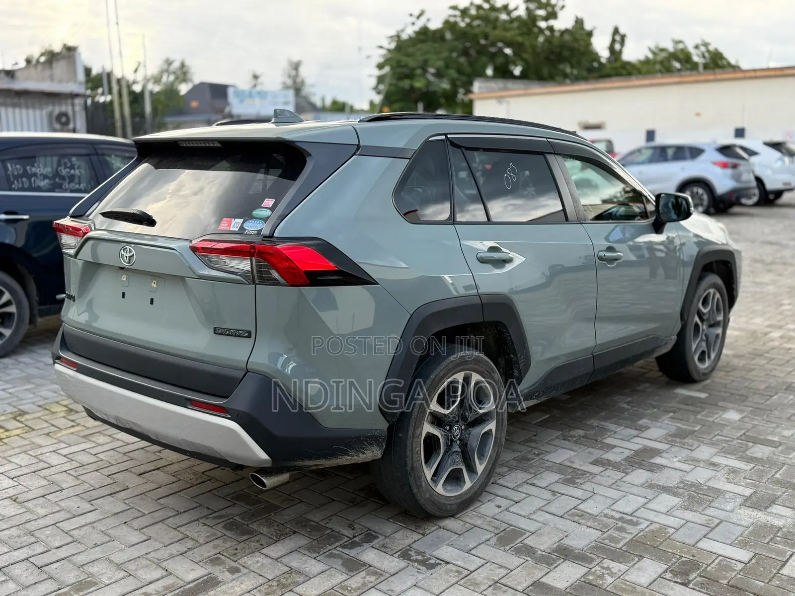 Toyota RAV4 Adventure 2019 Green