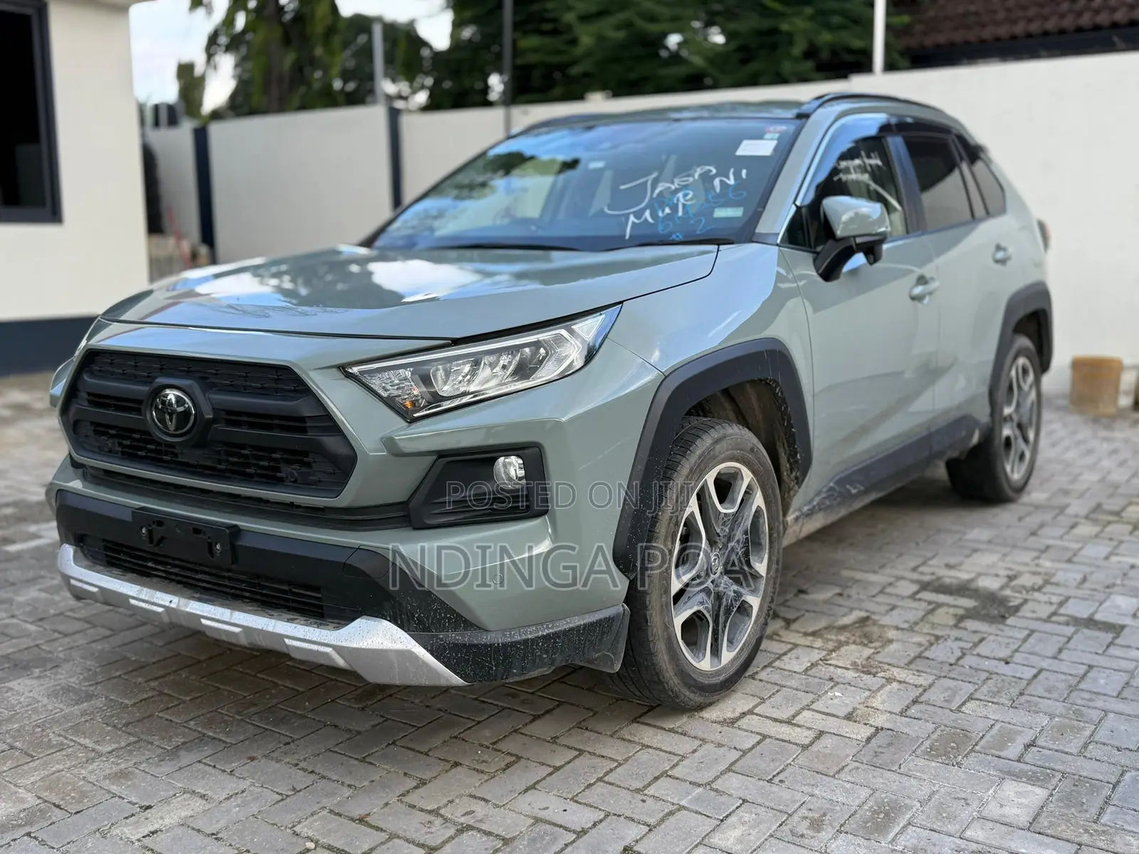 Toyota RAV4 Adventure 2019 Green