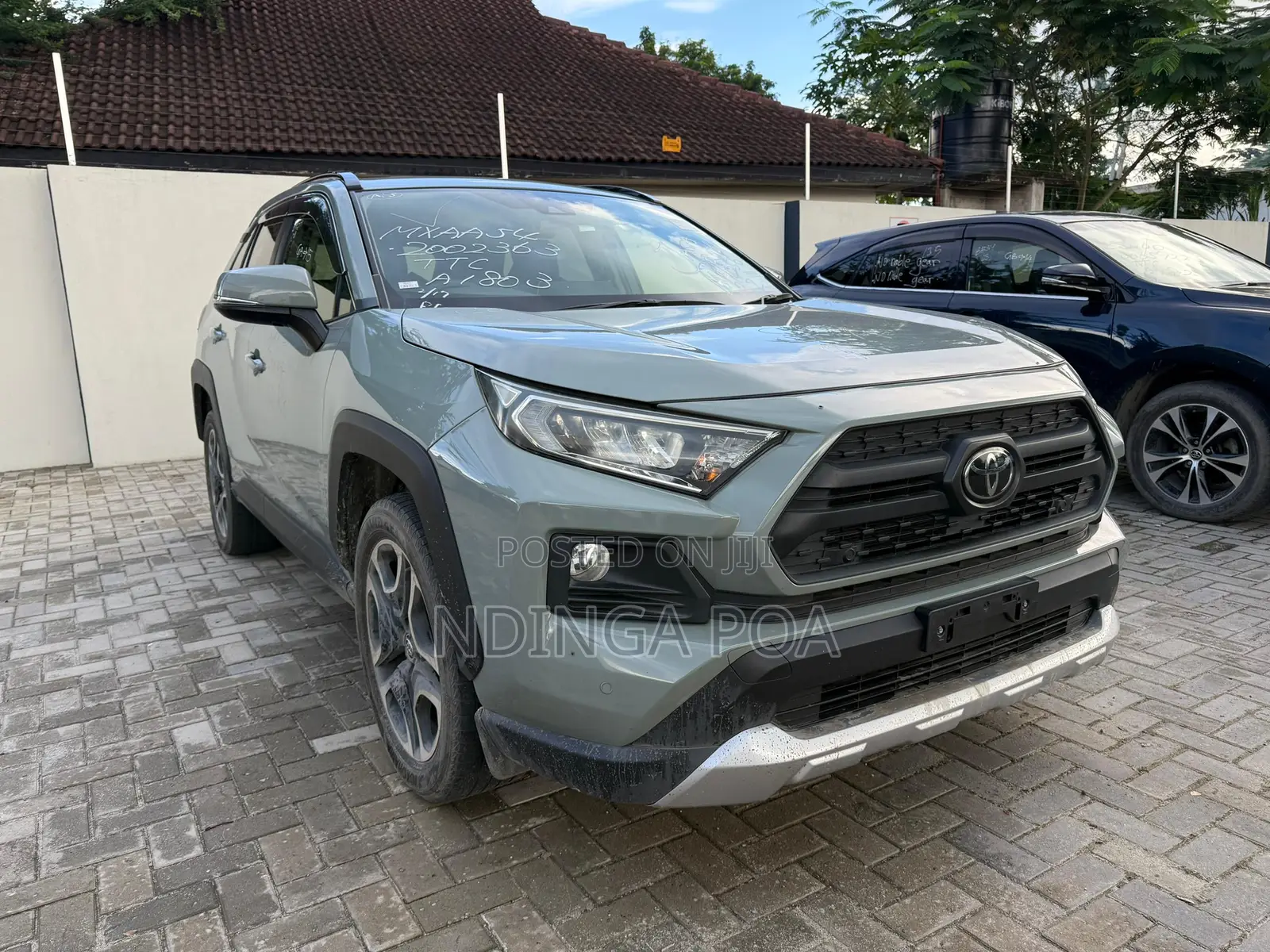 Toyota RAV4 Adventure 2019 Green