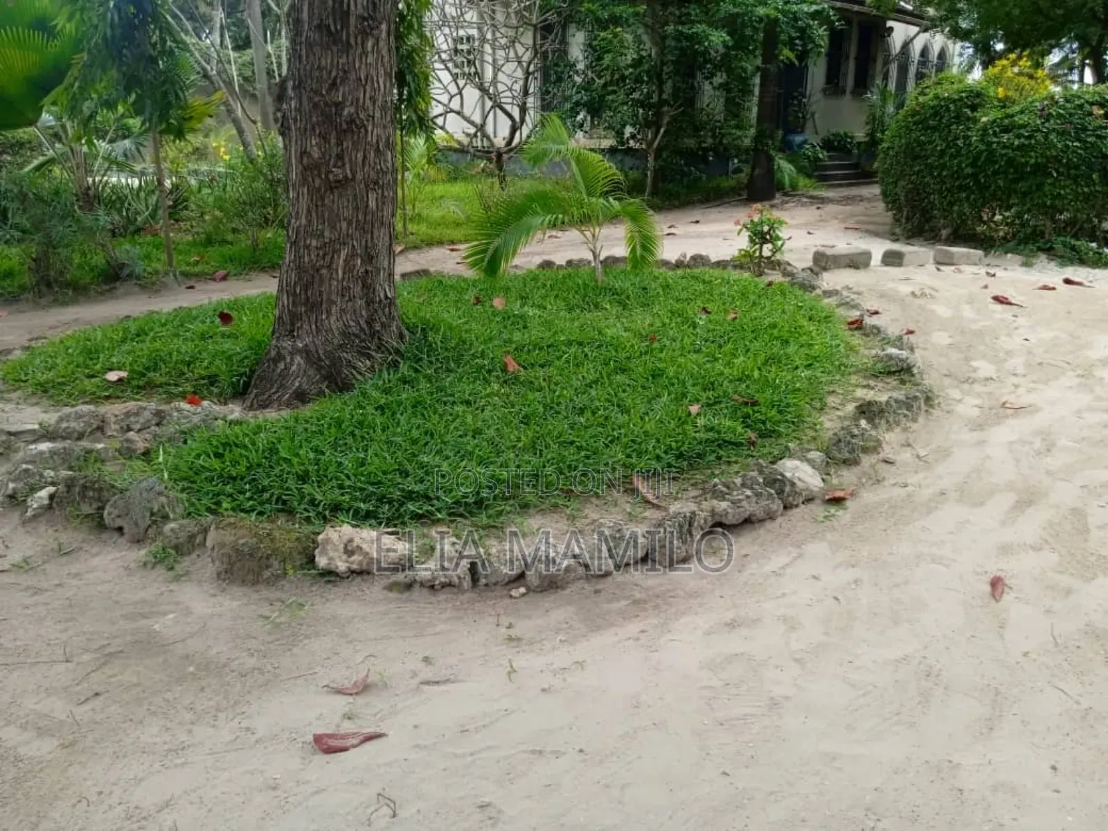 Furnished 5bdrm Duplex in Mikadi Kigamboni for rent