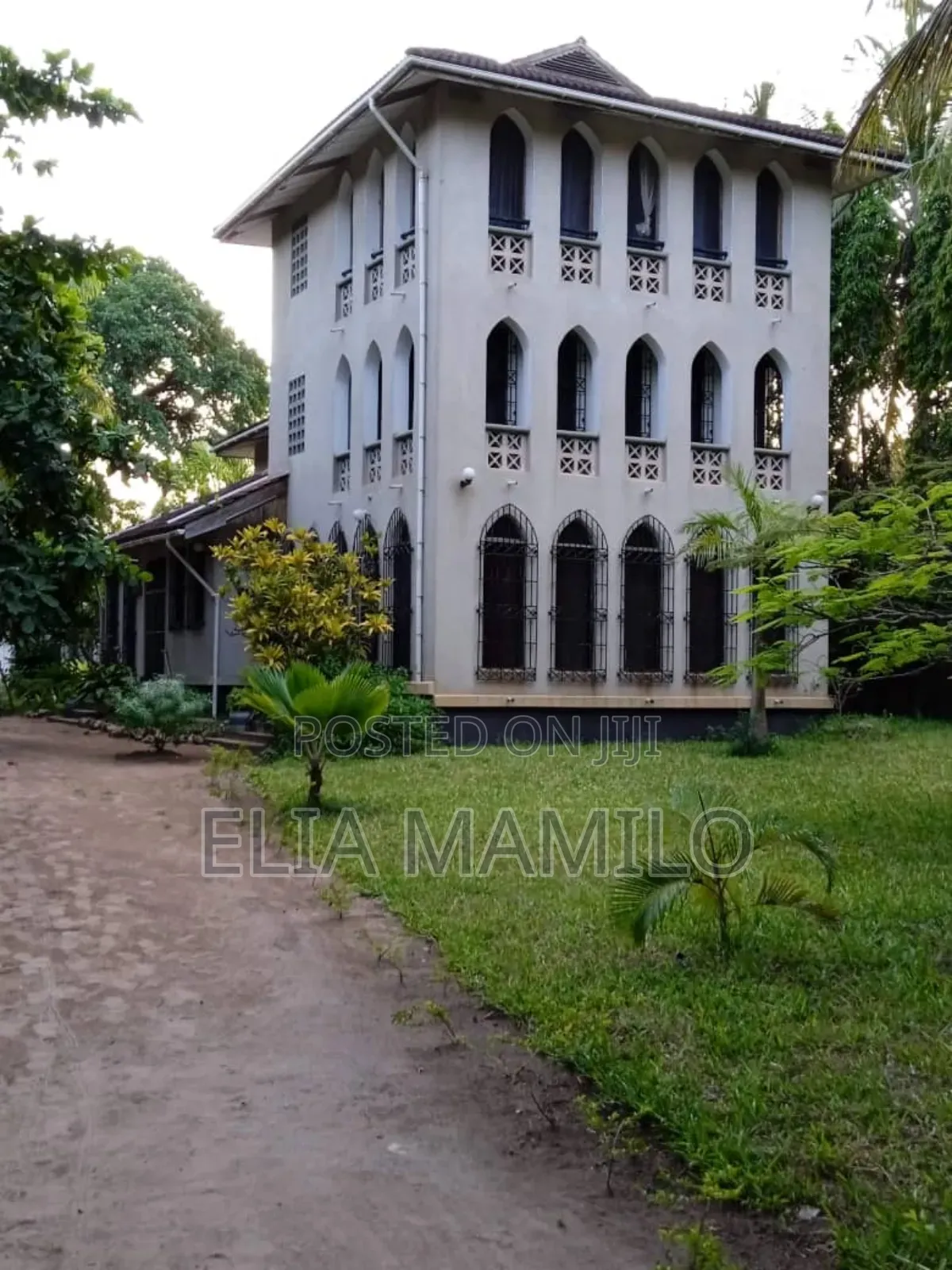 Furnished 5bdrm Duplex in Mikadi Kigamboni for rent