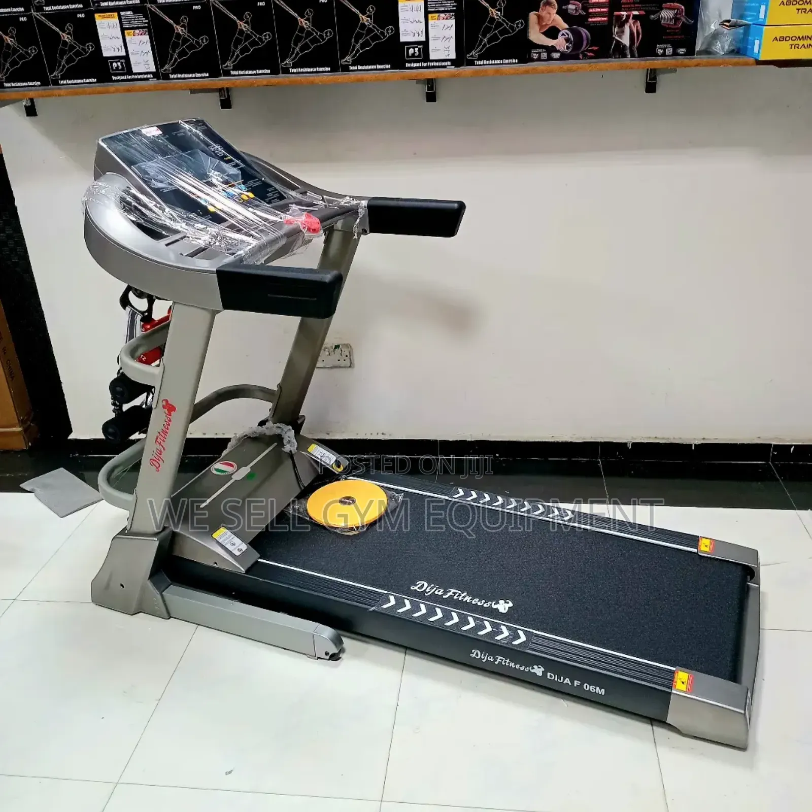Treadmill With Massage Machine 140kg
