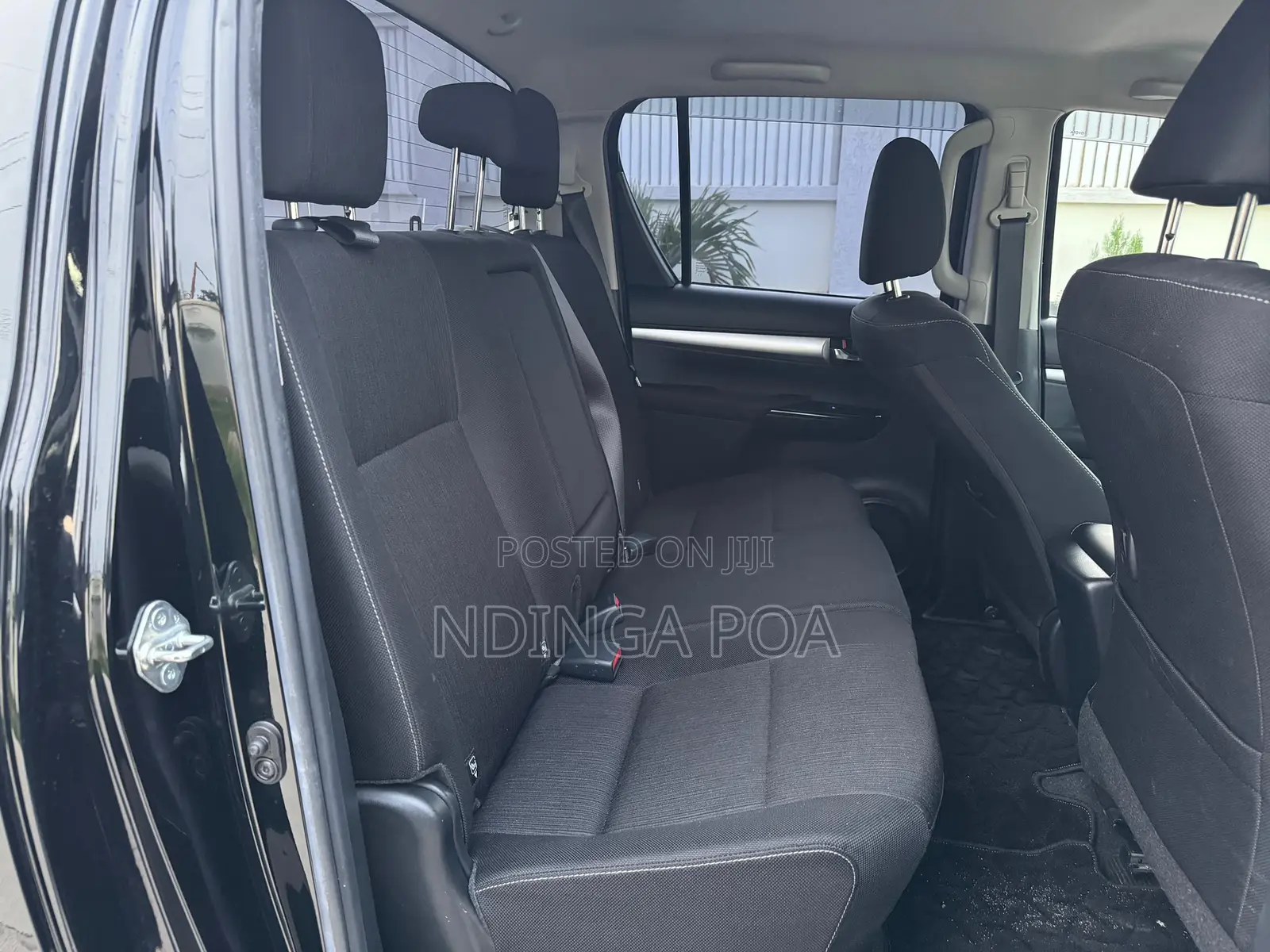 Toyota Hilux Revo Double Cab Deisel 2.4 RWD 2021 Black