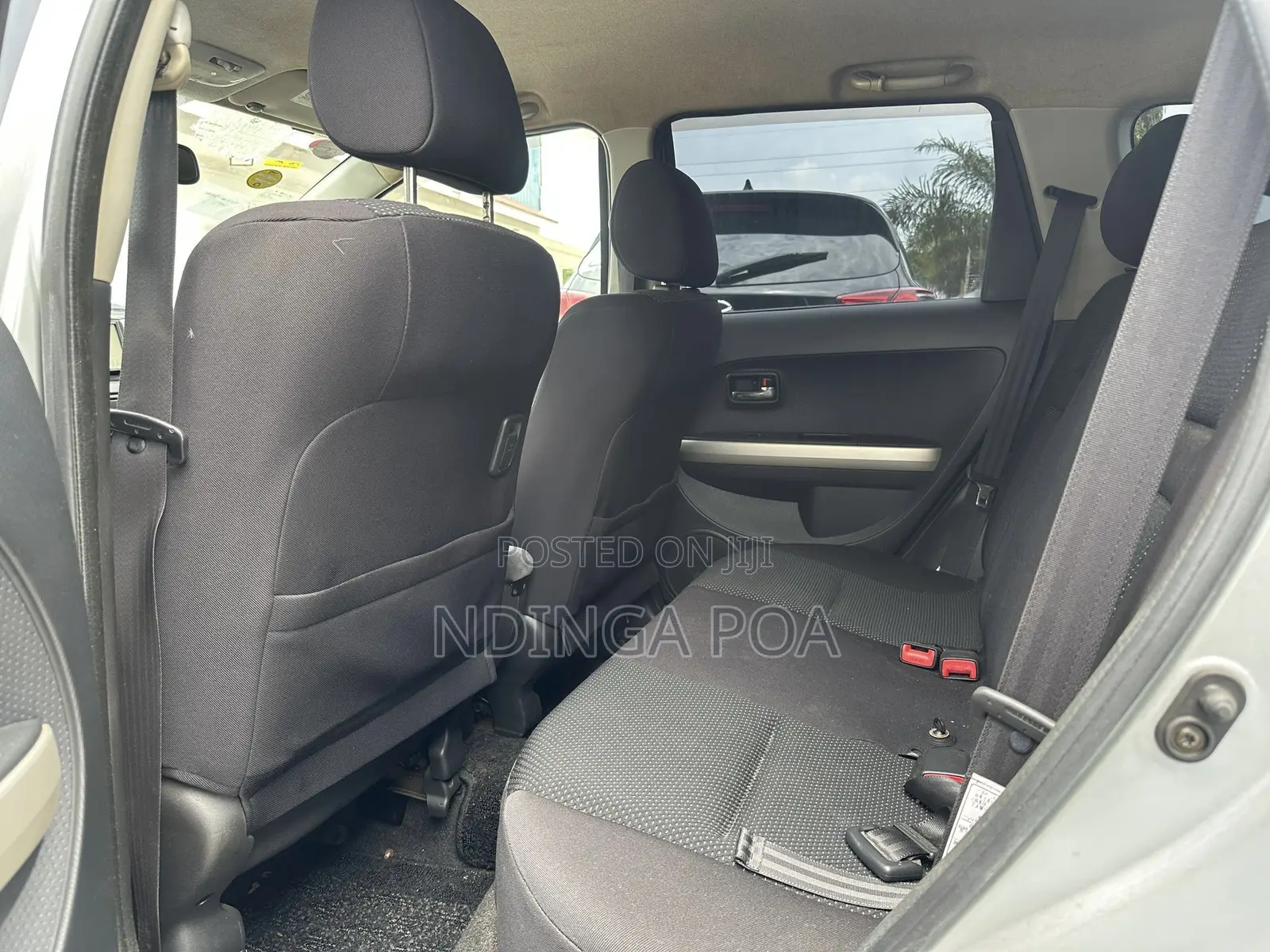 Toyota IST 2004 Silver
