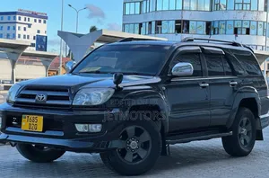 Toyota Hilux Surf 2006 Black