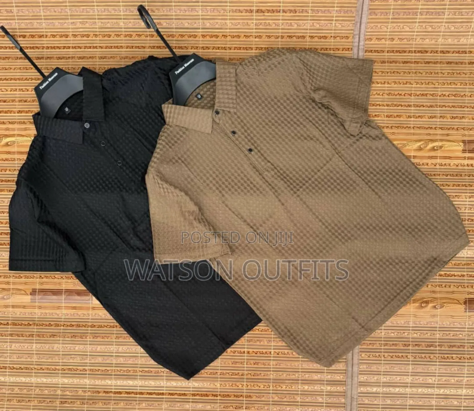 Formsix Plain Za Buttons/Vifungo