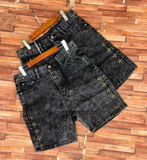Men's Short Jeans Calture New Fashion in Town