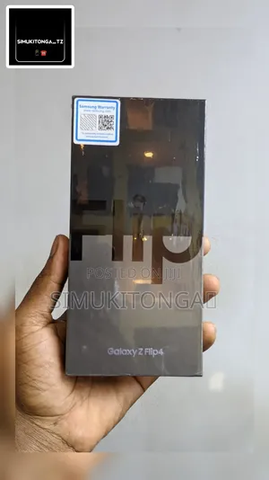 New Samsung Galaxy Z Flip4 512 GB Black
