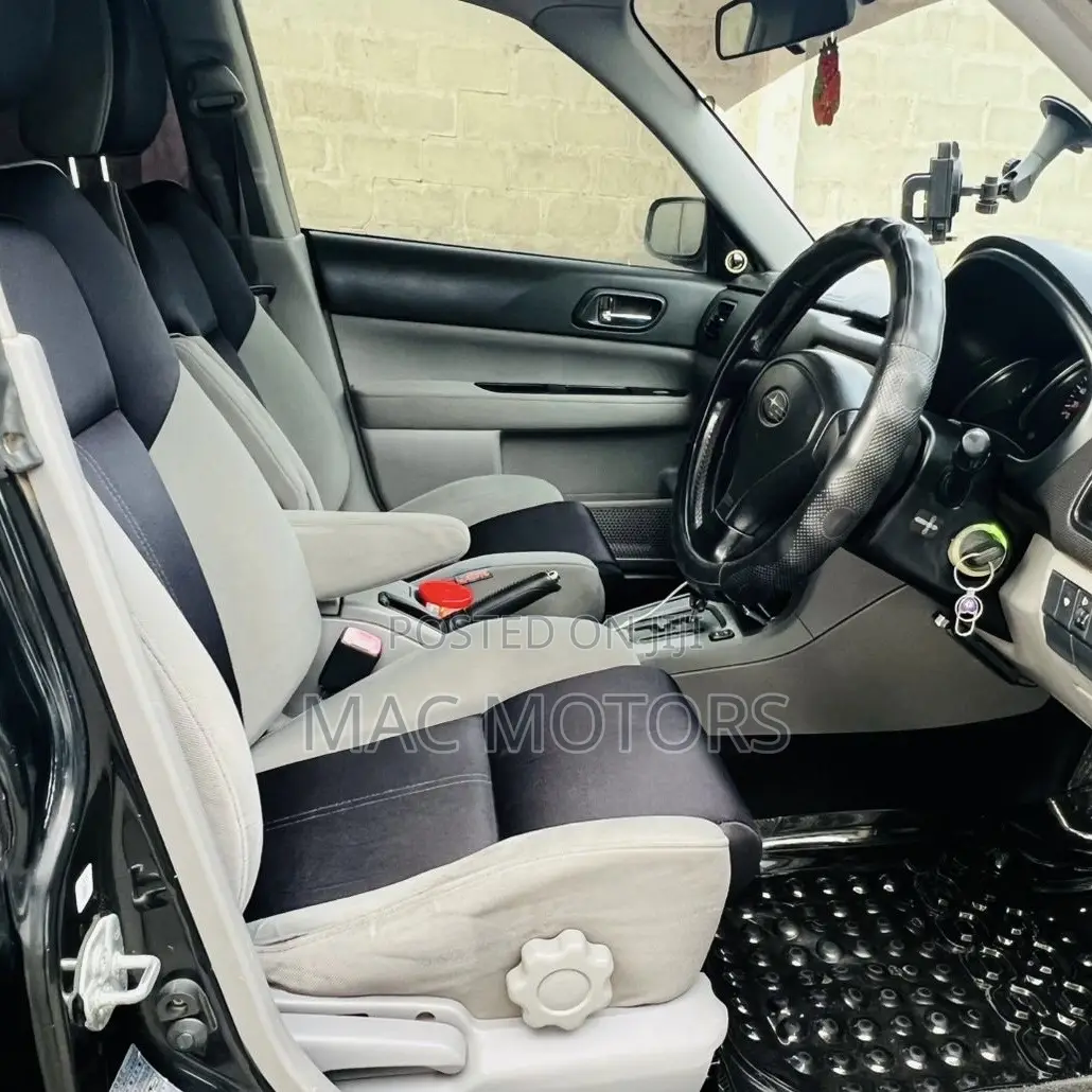 Subaru Forester 2004 Black