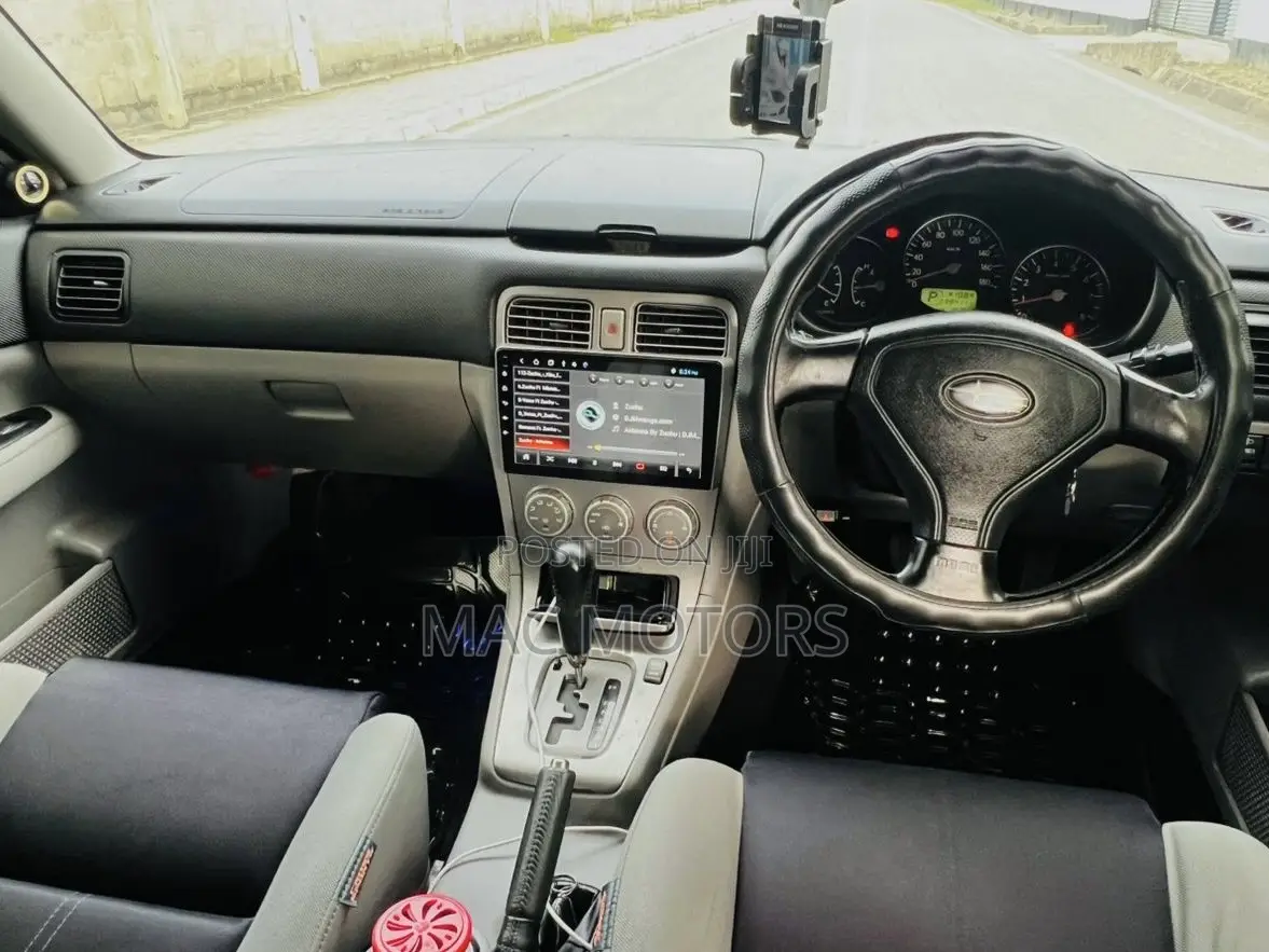 Subaru Forester 2004 Black