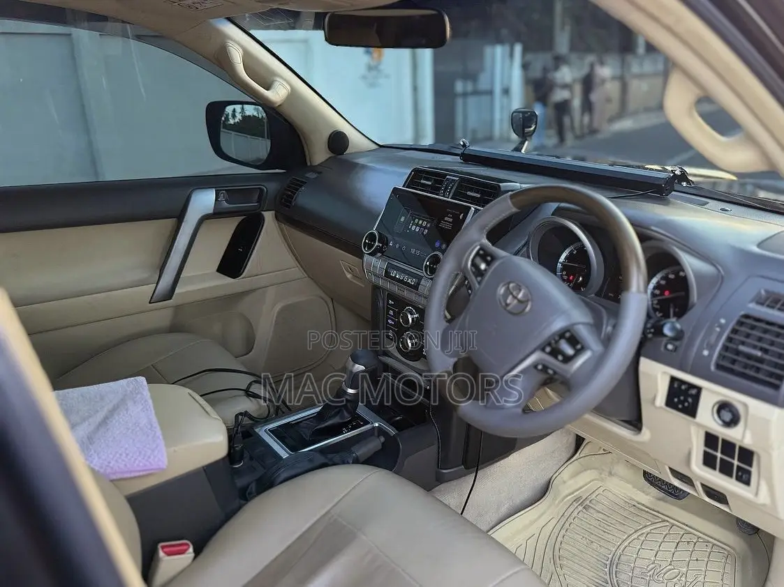 Toyota Land Cruiser Prado 2.7 VVT-i 2015 Black