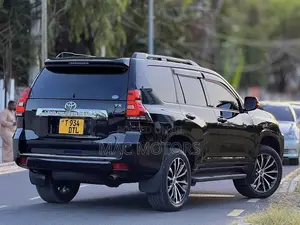 Toyota Land Cruiser Prado 2.7 VVT-i 2015 Black