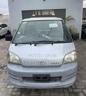 Photo - Toyota Townace Truck Injection.