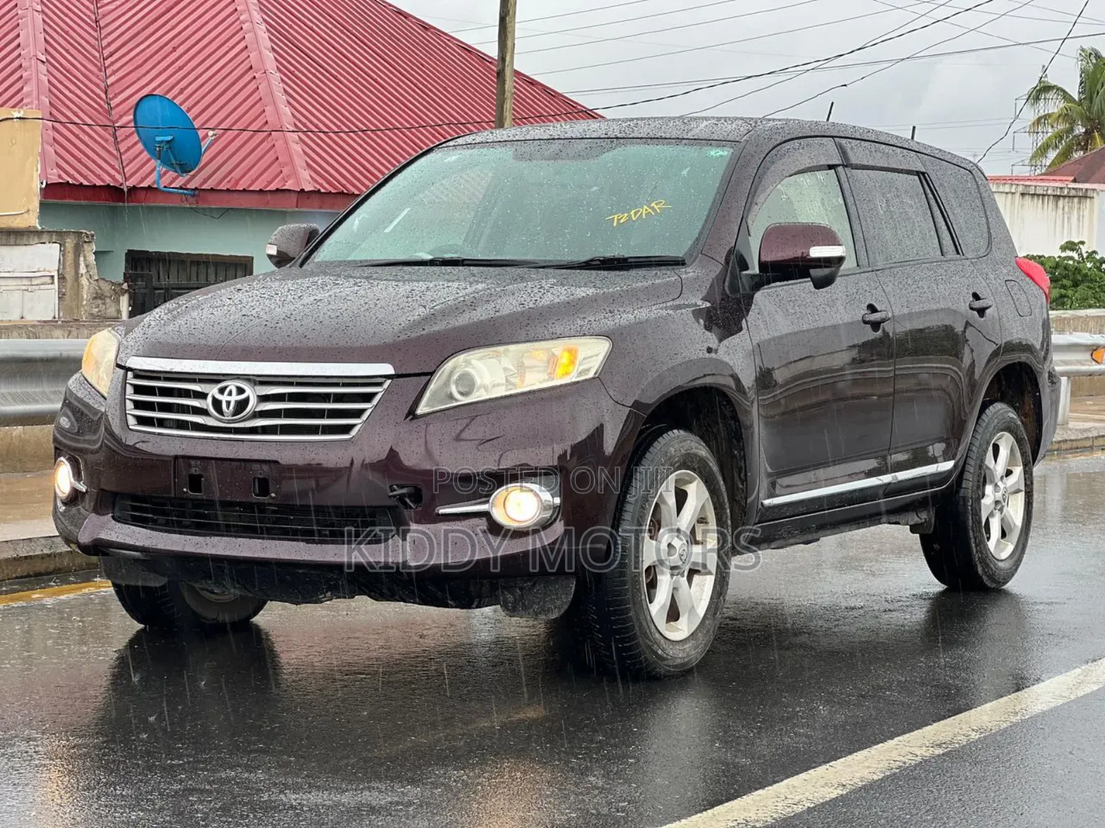 Toyota Vanguard 2012 Brown