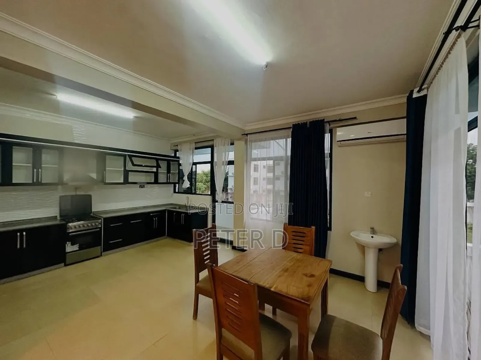 Furnished 2bdrm Apartment in Oyster Bay for rent