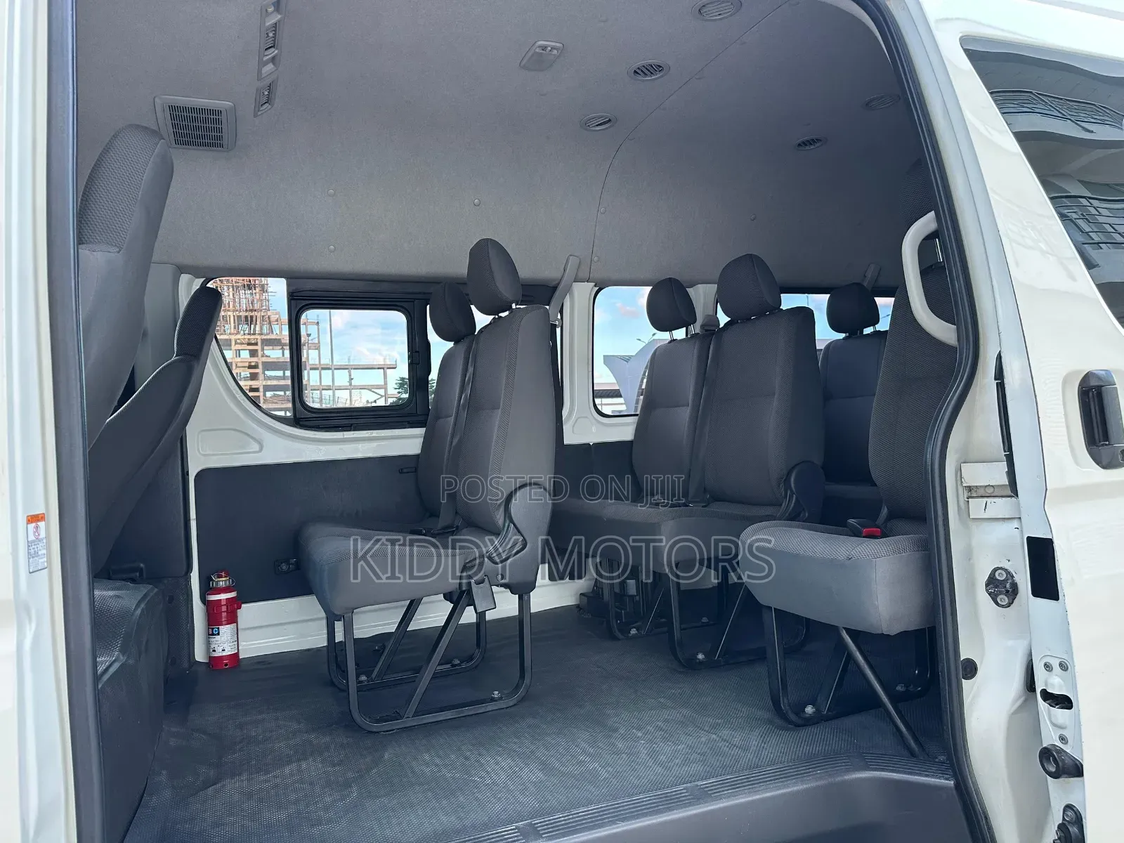Toyota HiAce 2015 White