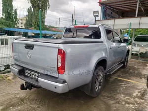 Mercedes-Benz X Class 2022 Silver