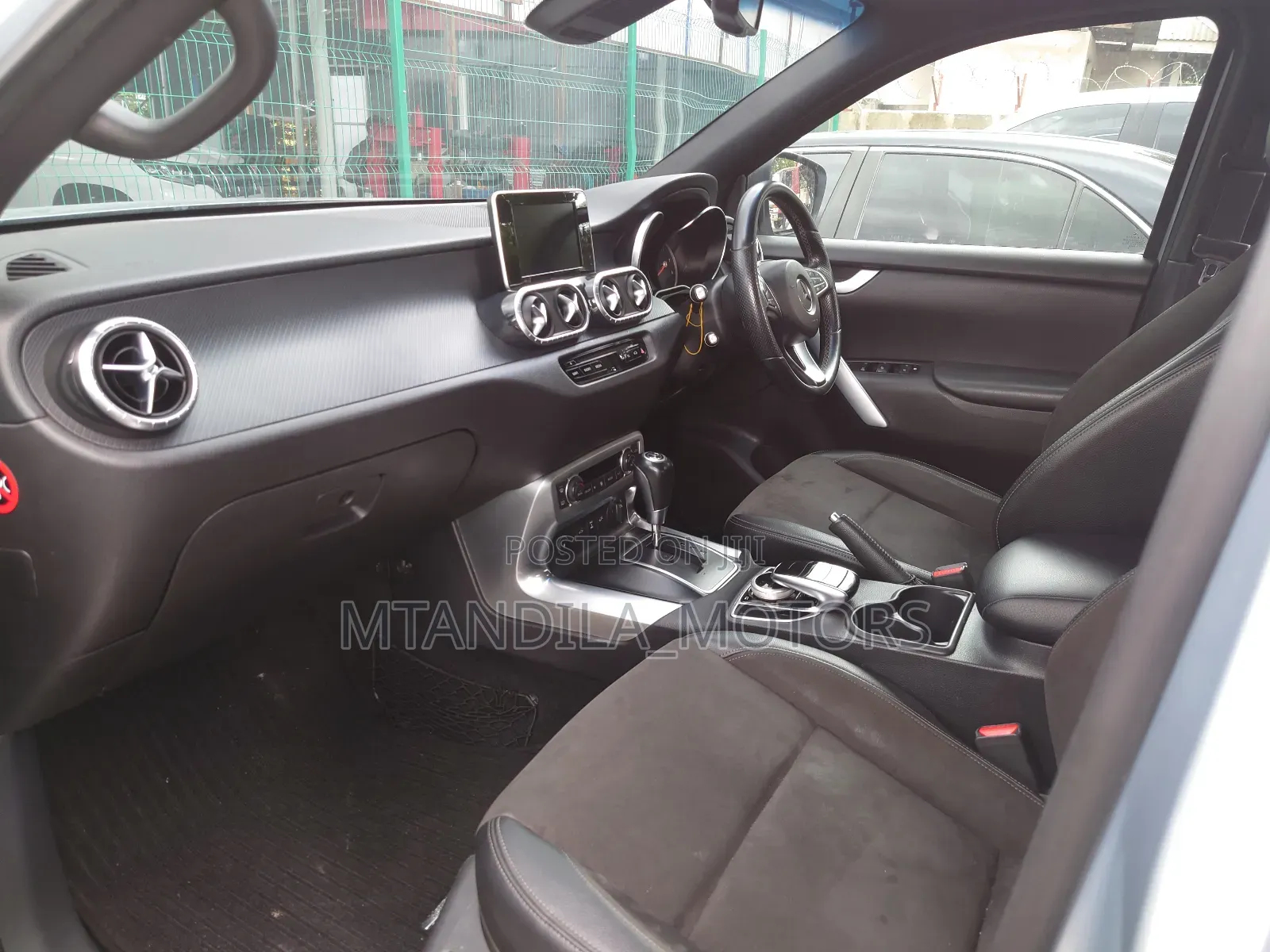 Mercedes-Benz X Class 2022 Silver