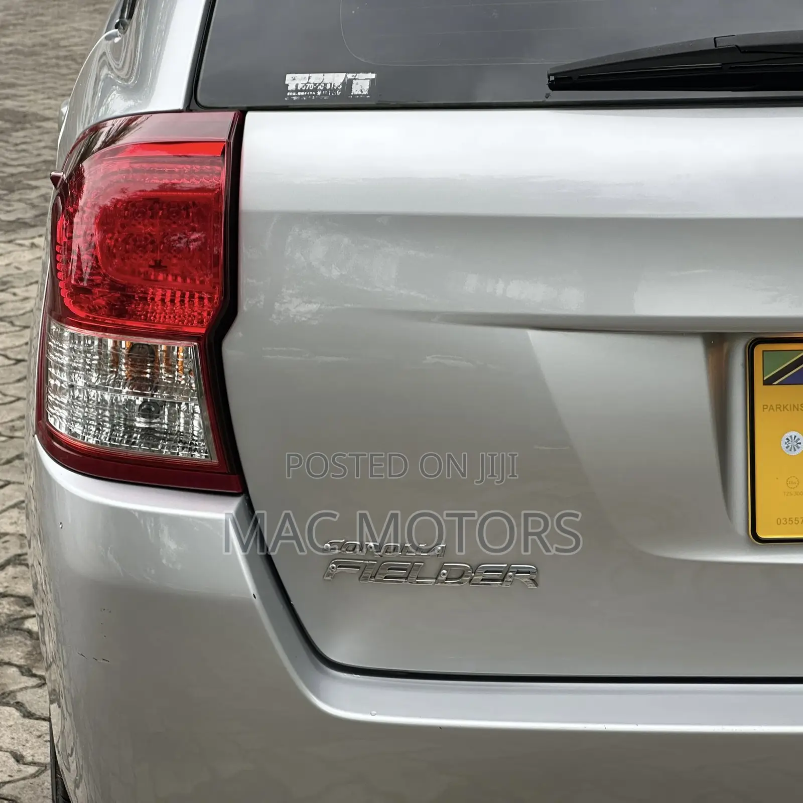 Toyota Corolla Fielder 1.5 Petrol FWD 2014 Silver