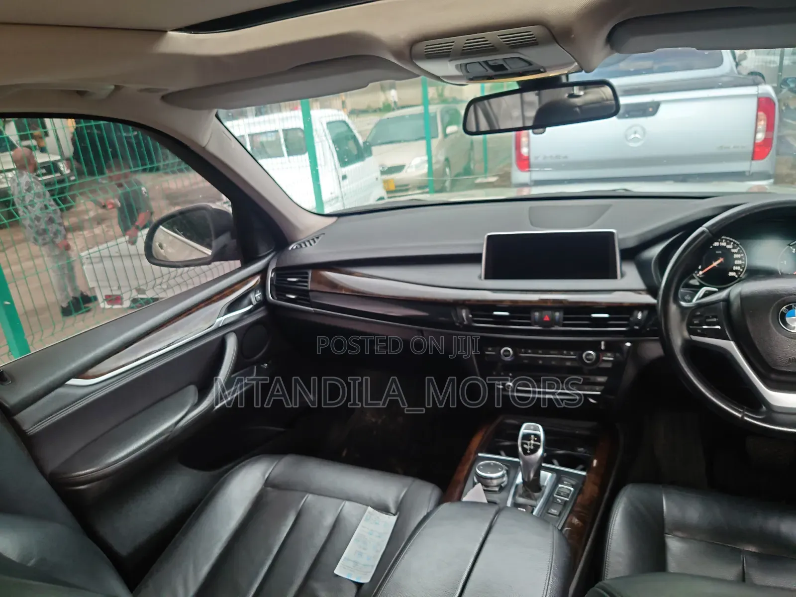 BMW X5 xDrive35i Premium AWD (3.0L 6cyl 8A) 2012 Gold