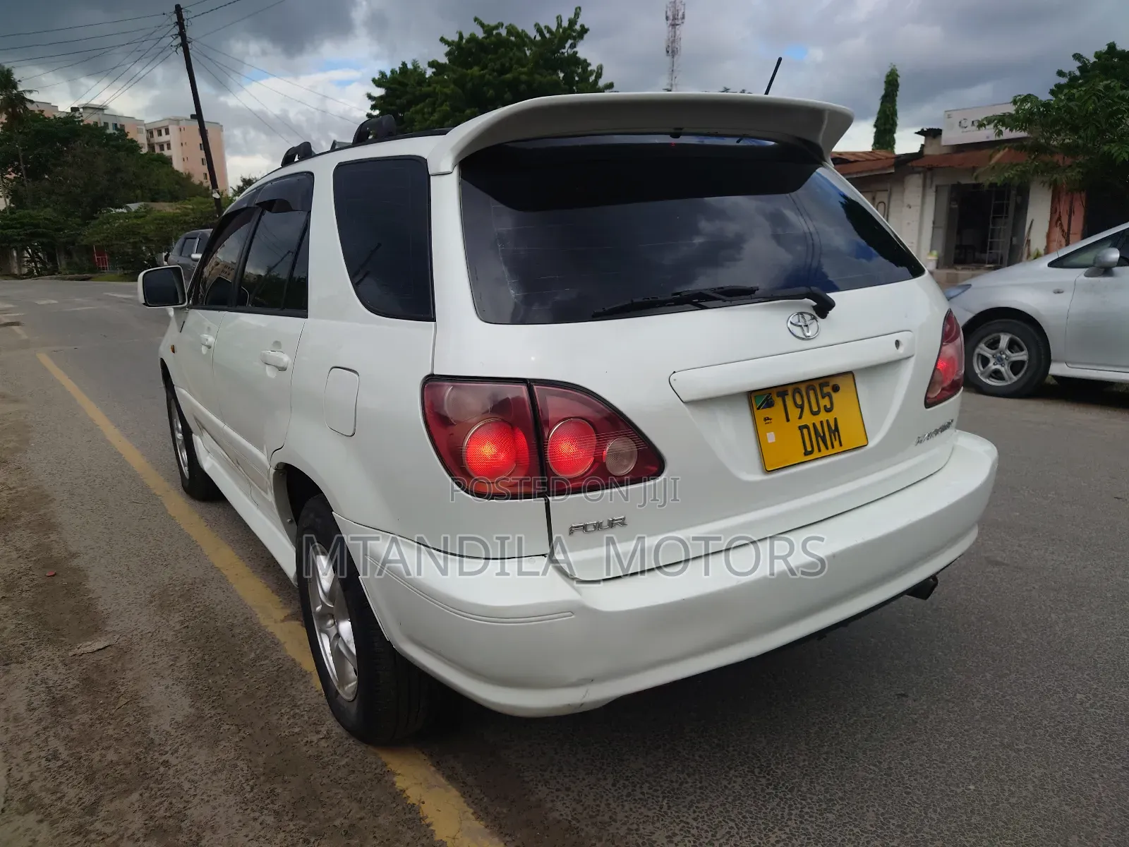 Toyota Harrier 2.4 2005 White