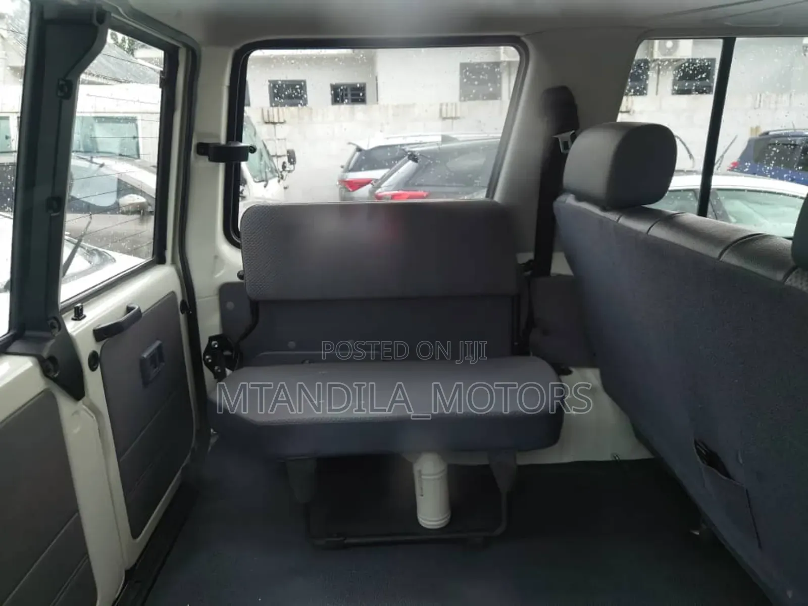 Toyota Land Cruiser Prado 2024 White