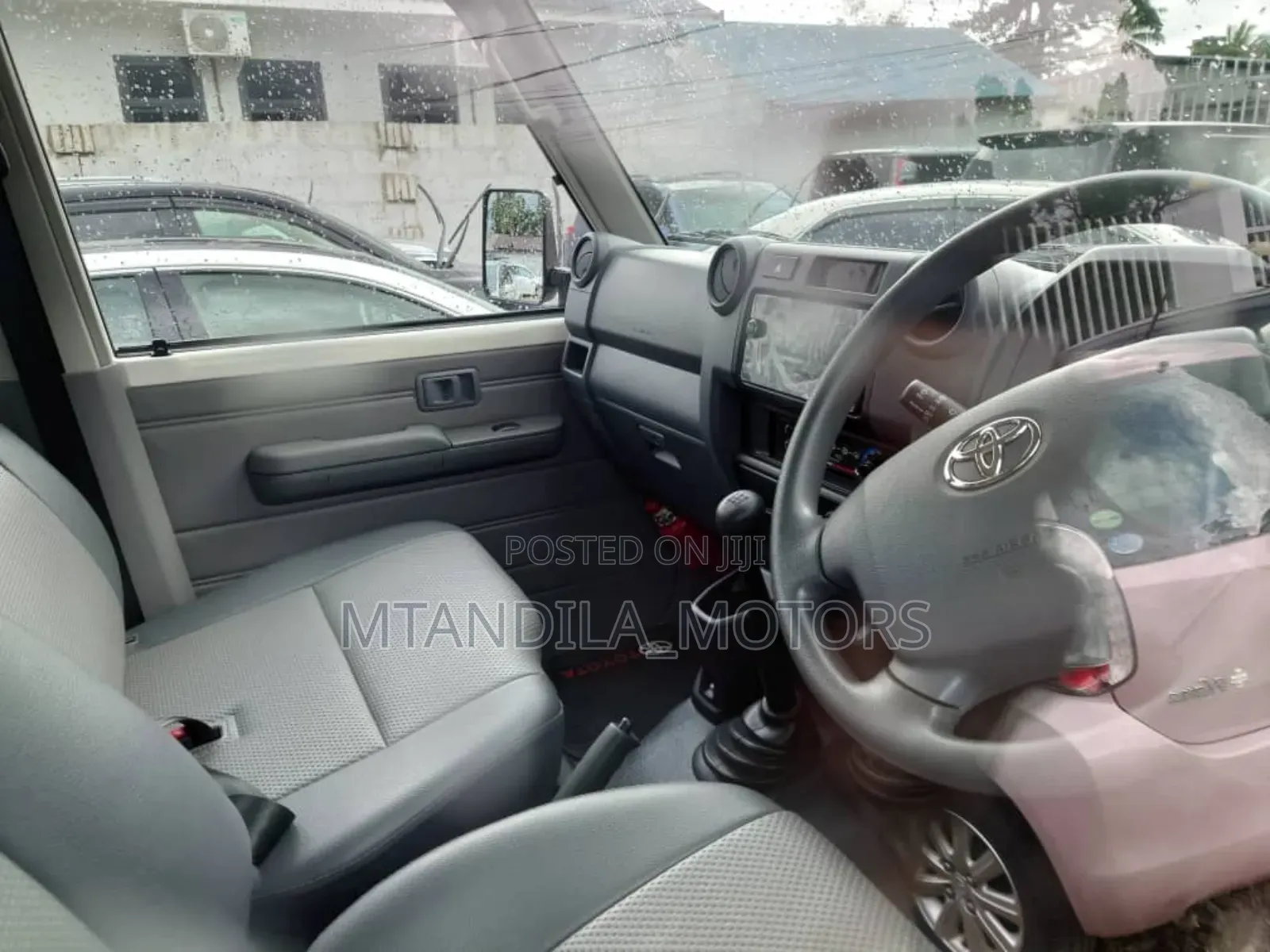 Toyota Land Cruiser Prado 2024 White