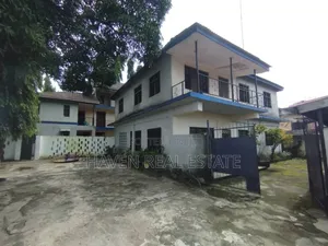 10bdrm House in Kimala for sale
